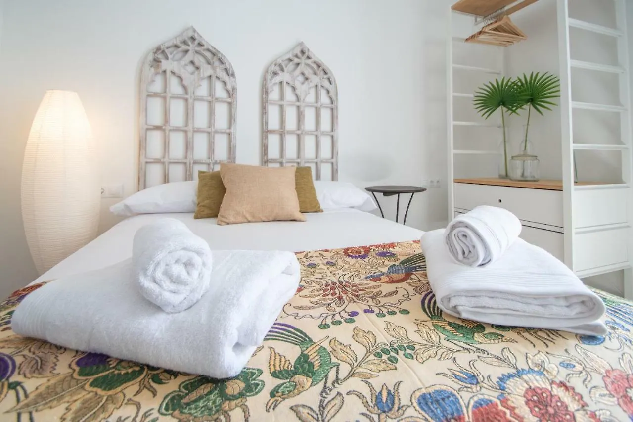Apartamentos Las Musas De Cadiz location